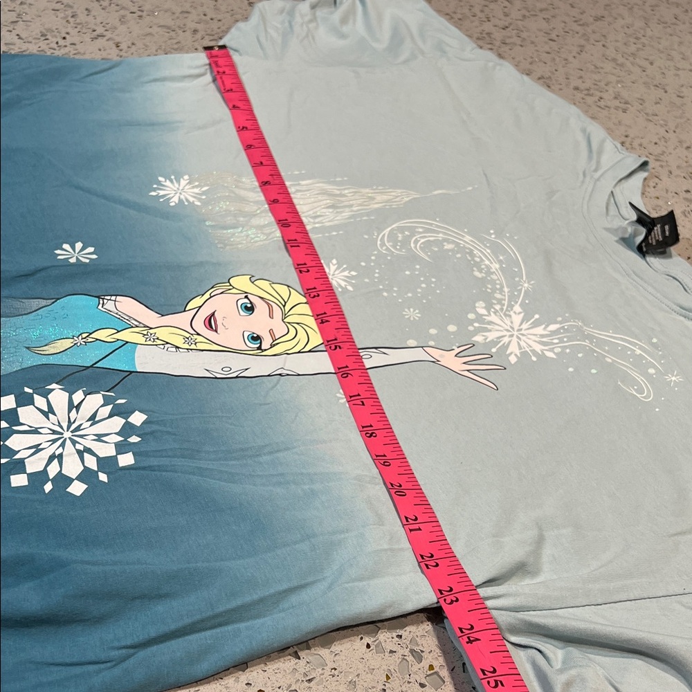 Disney Her Universe Sky Blue Tee with Elsa print - Picture 5 of 7